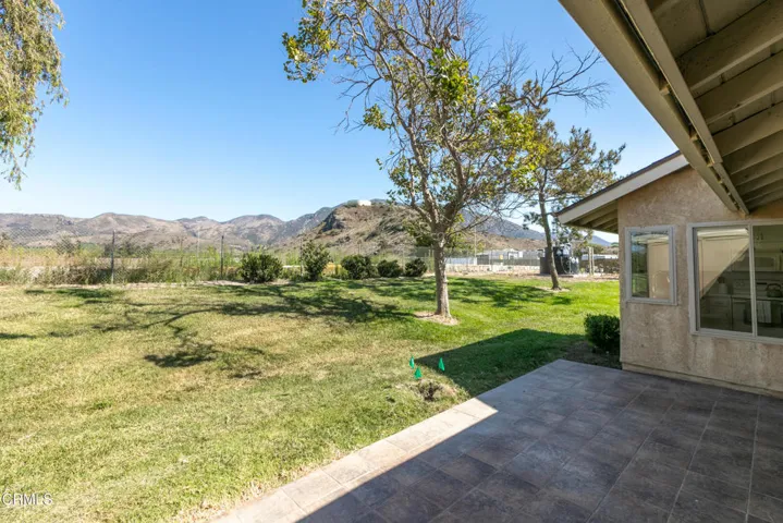 6 20164 Village 20 (Camarillo CA)