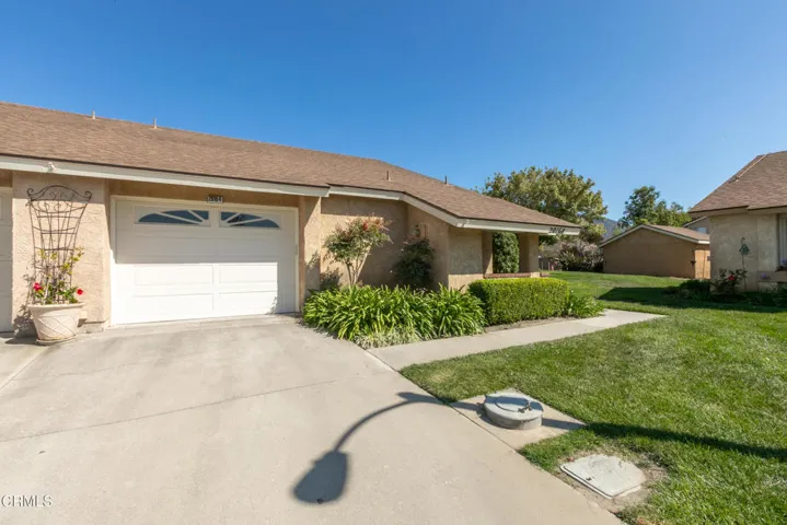 2 20164 Village 20 (Camarillo CA)
