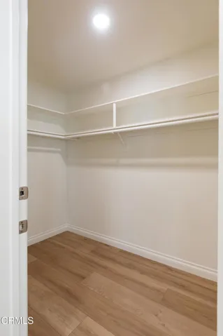 21 20164 Village 20 (Camarillo CA)