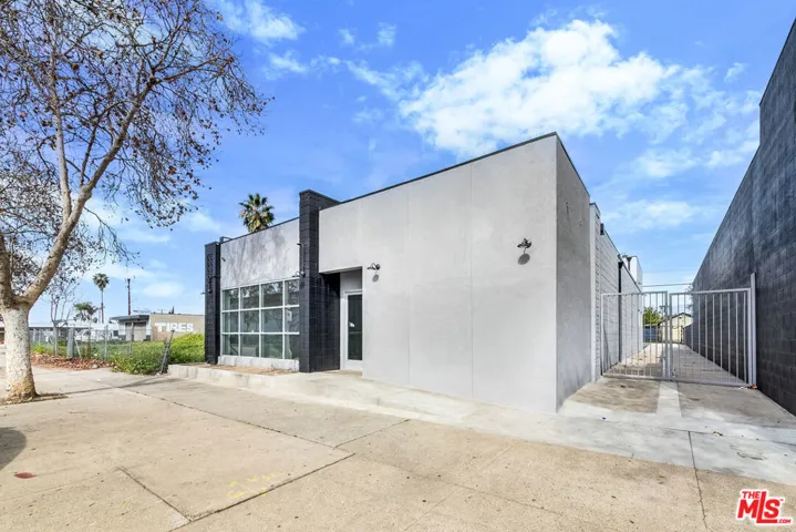 1241 W Holt Avenue, Pomona, California 91768