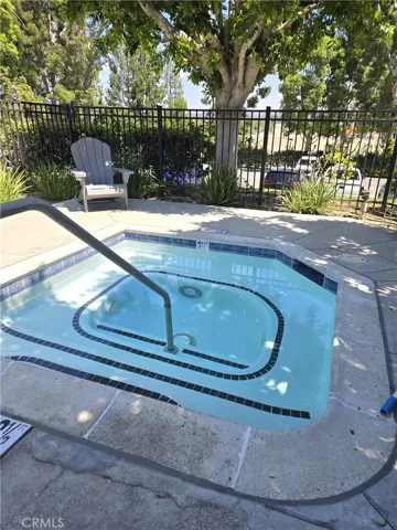 Cozy Jacuzzi