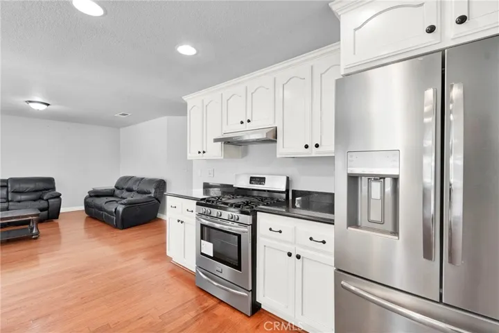 13047 San Carlos Court, Victorville, California 92392