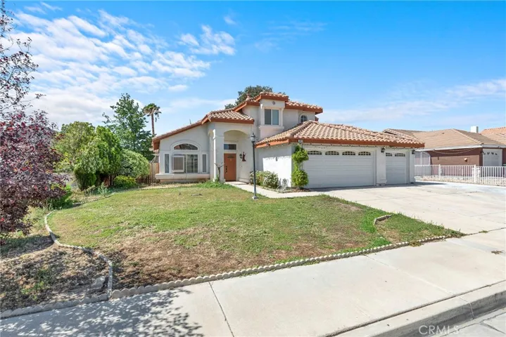 13047 San Carlos Court, Victorville, California 92392