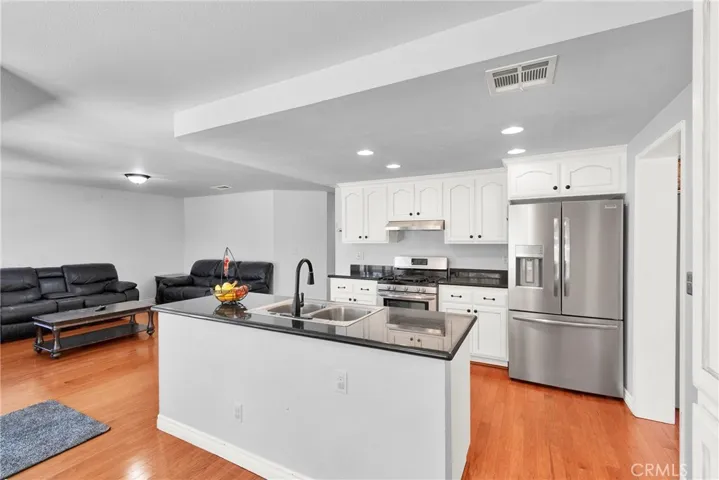 13047 San Carlos Court, Victorville, California 92392