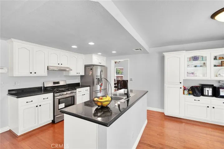 13047 San Carlos Court, Victorville, California 92392