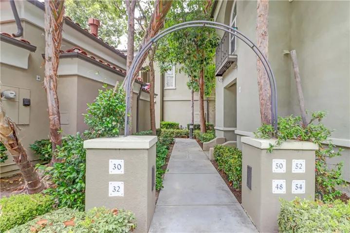 Walk up to Entry