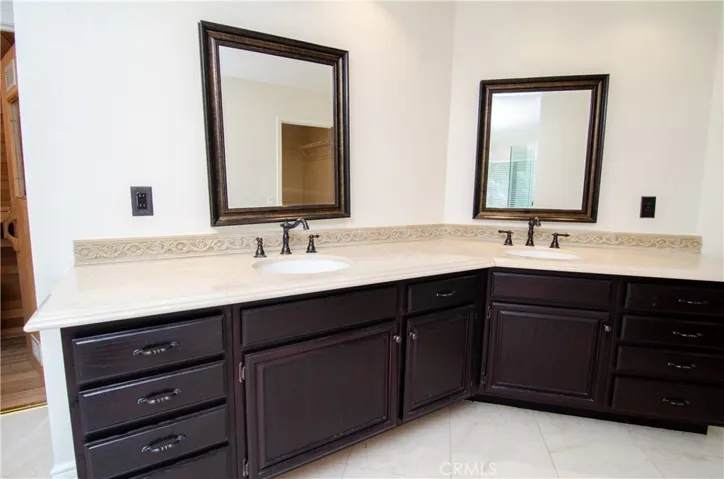 24371 Crestview Drive, Newhall, California 91321