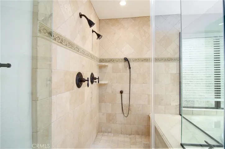 24371 Crestview Drive, Newhall, California 91321