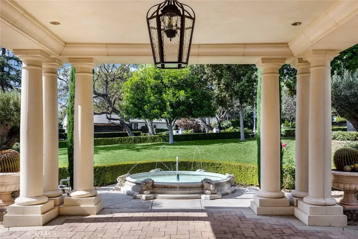 870 Fallen Leaf Road, Arcadia, California 91006