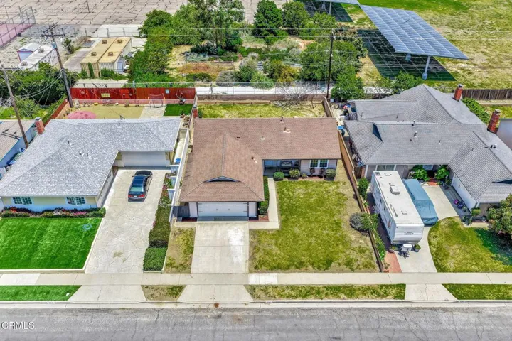 5-web-or-mls-296 S Brookshire Ave-38