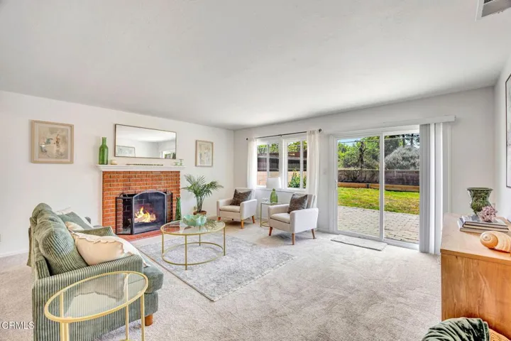 39-web-or-mls-296 S Brookshire Ave-6