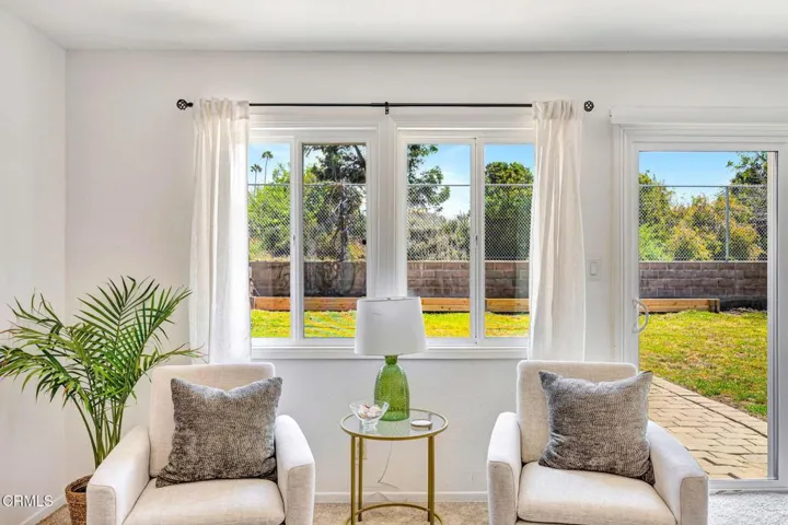 34-web-or-mls-296 S Brookshire Ave-9