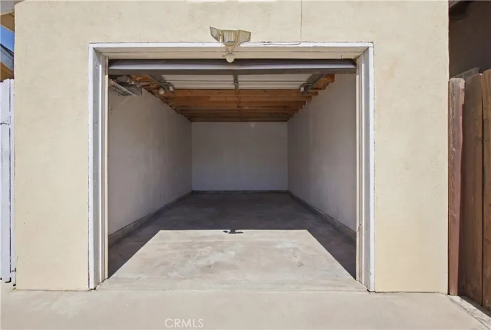 512 S Willowbrook Avenue, Compton, California 90220