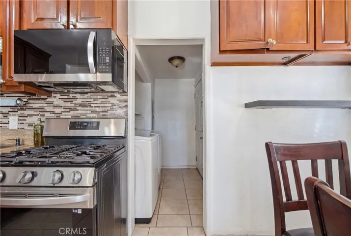 512 S Willowbrook Avenue, Compton, California 90220