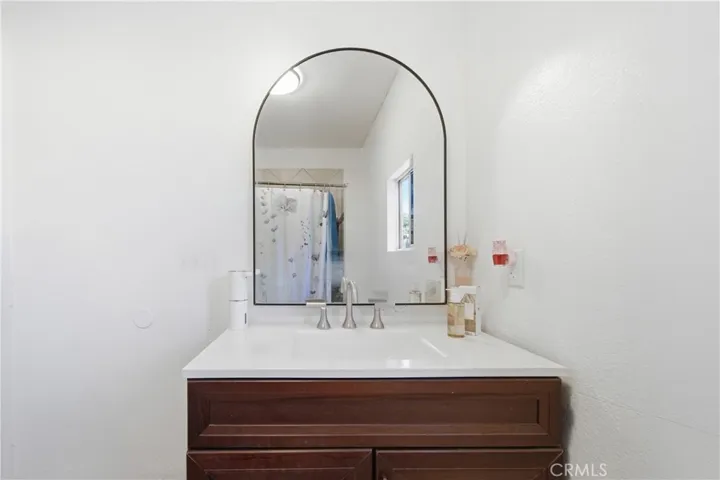 512 S Willowbrook Avenue, Compton, California 90220