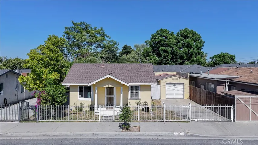 512 S Willowbrook Avenue, Compton, California 90220