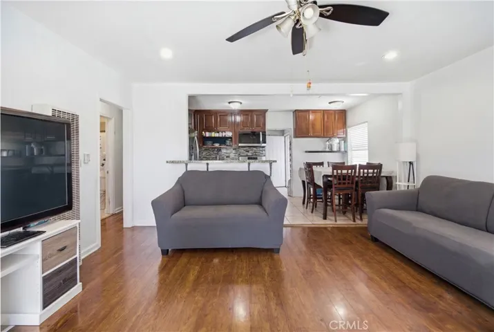 512 S Willowbrook Avenue, Compton, California 90220