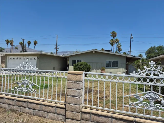 6959 Newbury, San Bernardino, California 92404