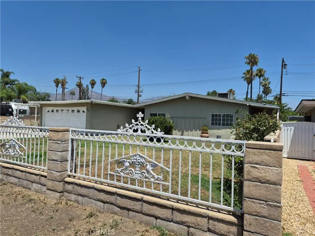 6959 Newbury, San Bernardino, California 92404