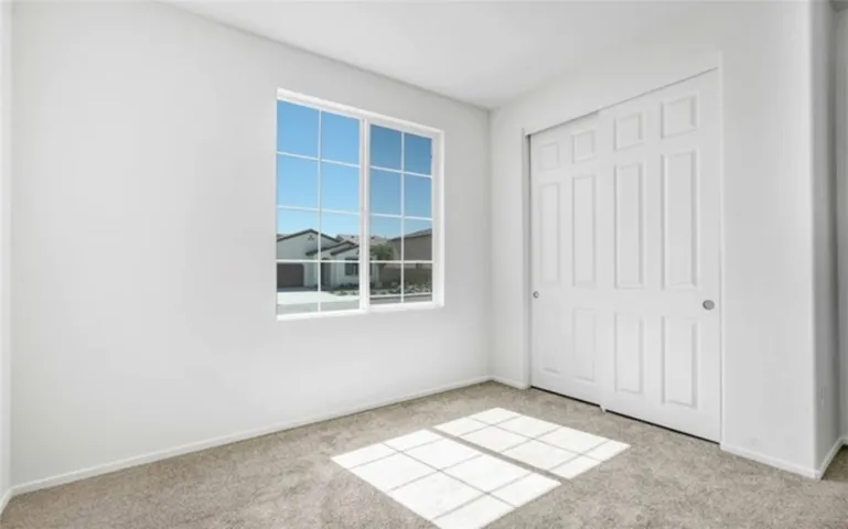 12438 Pinos Verde Ln, Victorville, California 92392