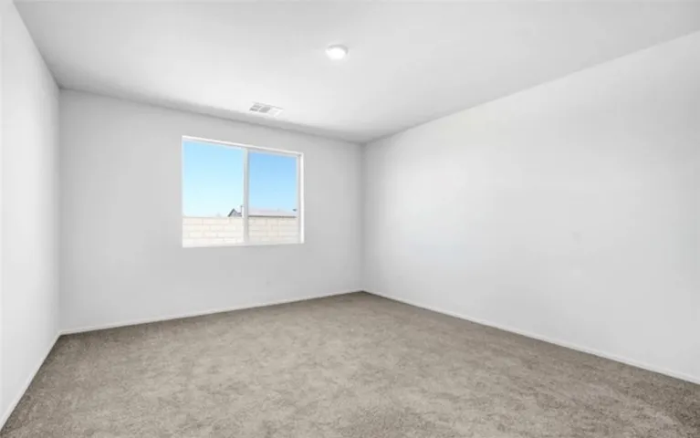 12438 Pinos Verde Ln, Victorville, California 92392