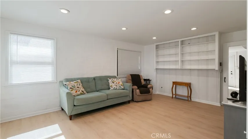 5965 Cahuilla, 29 Palms, California 92277