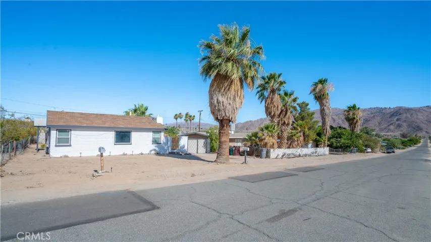 5965 Cahuilla, 29 Palms, California 92277