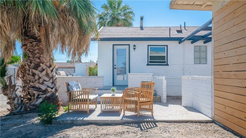 5965 Cahuilla, 29 Palms, California 92277