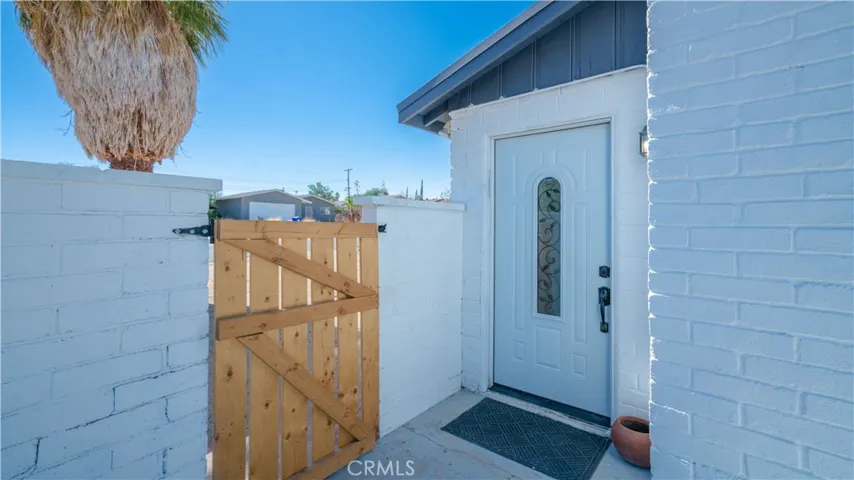 5965 Cahuilla, 29 Palms, California 92277