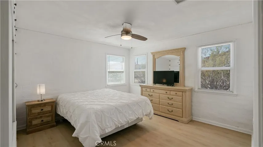 5965 Cahuilla, 29 Palms, California 92277