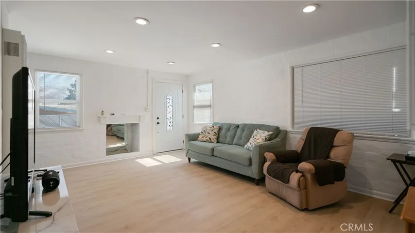 5965 Cahuilla, 29 Palms, California 92277
