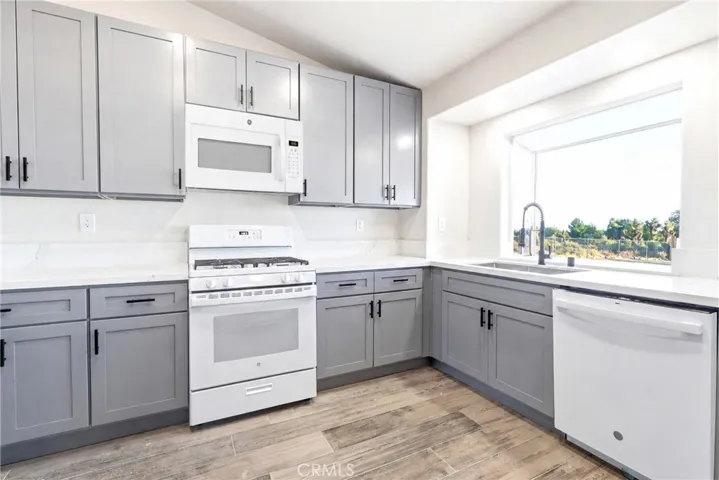 776 Del Rosa, Pinon Hills, California 92372