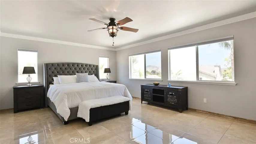 3955 Belfry Circle, Corona, California 92883