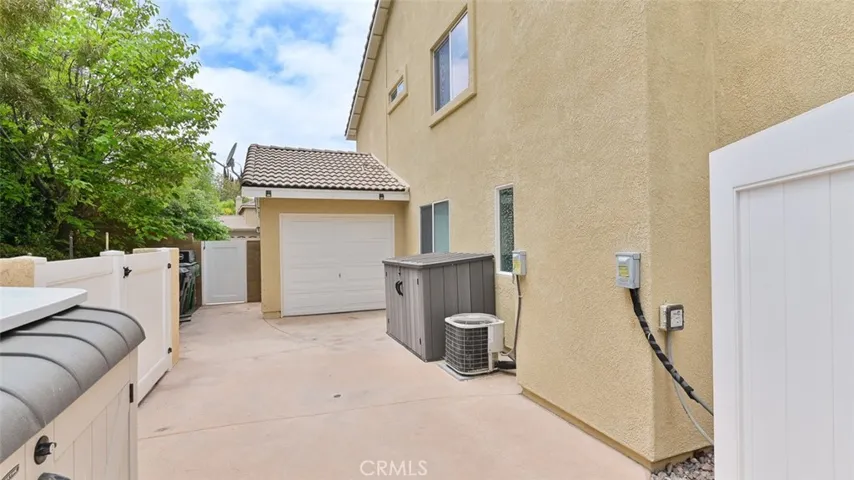 3955 Belfry Circle, Corona, California 92883