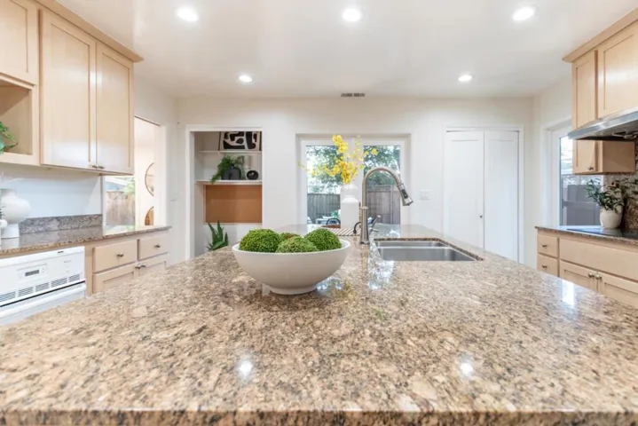 14111 Alta Vista Avenue, Saratoga, California 95070