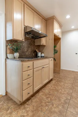 14111 Alta Vista Avenue, Saratoga, California 95070