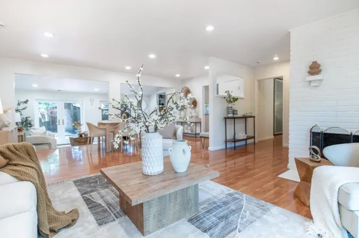 14111 Alta Vista Avenue, Saratoga, California 95070