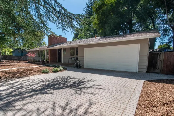 14111 Alta Vista Avenue, Saratoga, California 95070