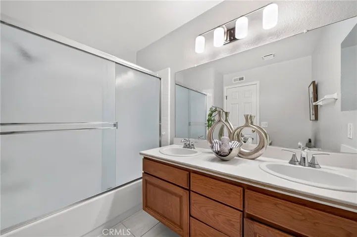 16555 Murphy, La Mirada, California 90638
