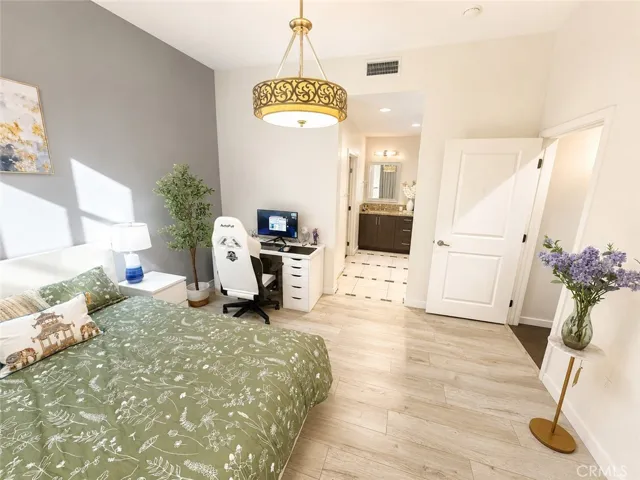 21 Gramercy, Irvine, California 92612