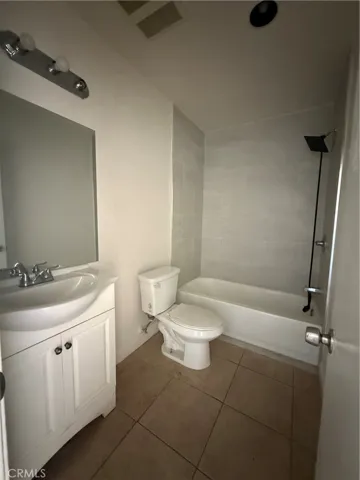 14805 N Chase Street 219, Panorama City, California 91402