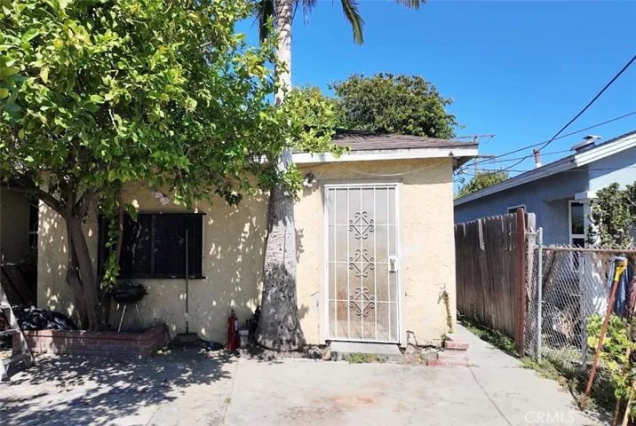 13214 S Mona, Compton, California 90222