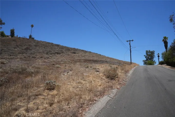 24200 Beverly, Menifee, California 92587