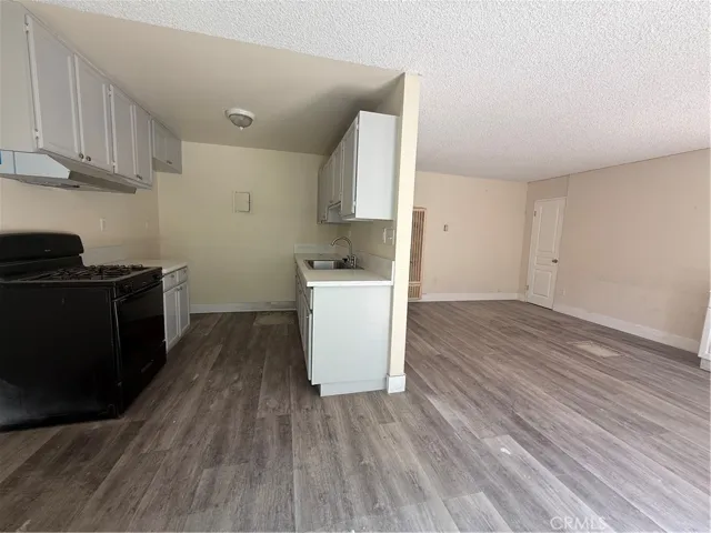 14805 Chase Street 107, Panorama City, California 91402