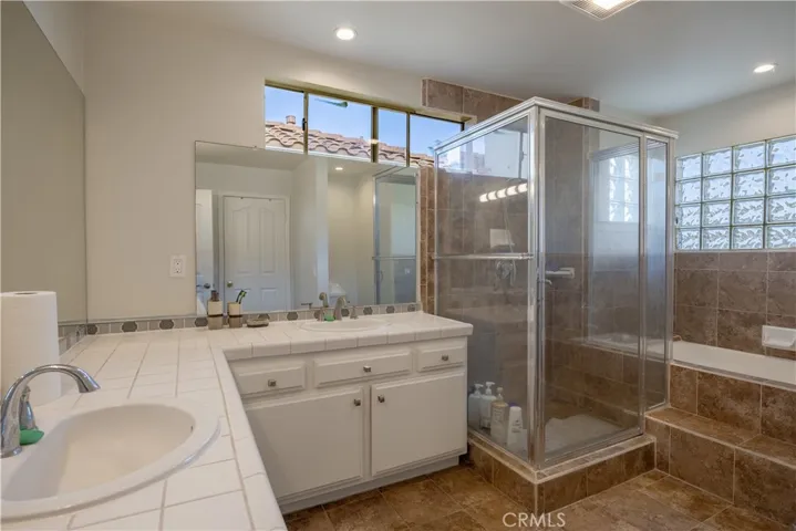 14526 Yukon Avenue, Hawthorne, California 90250