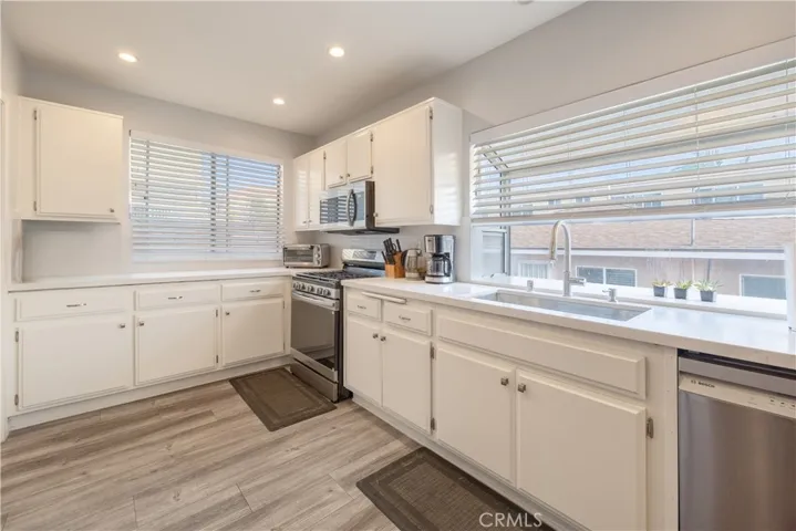 14526 Yukon Avenue, Hawthorne, California 90250