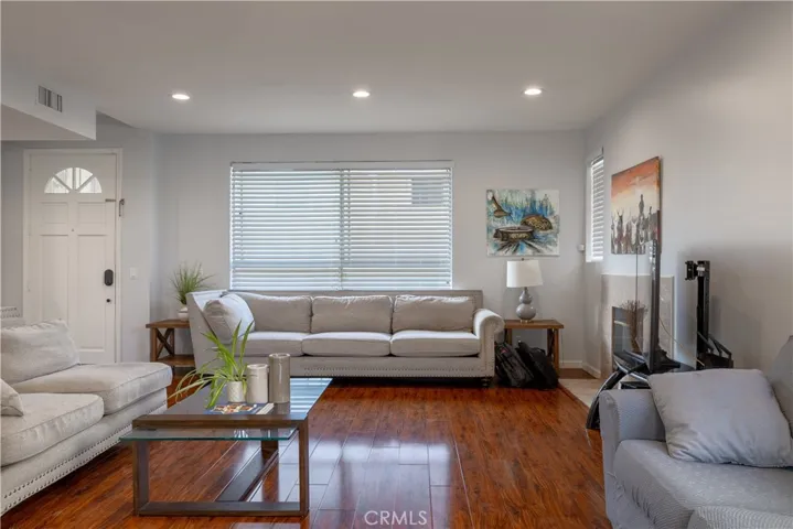 14526 Yukon Avenue, Hawthorne, California 90250