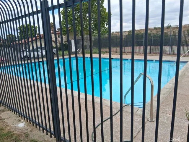 1077 Santo Antonio Drive 4, Colton, California 92324