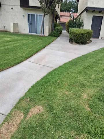 1077 Santo Antonio Drive 4, Colton, California 92324