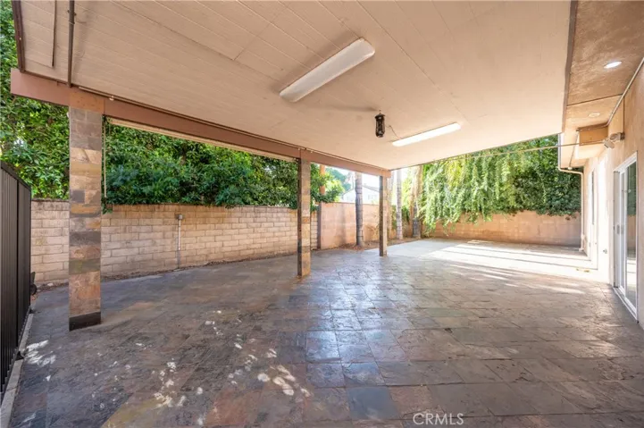 6973 Varna Avenue, Van Nuys, California 91405
